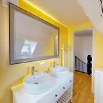 La Grande Ourse Apartment *